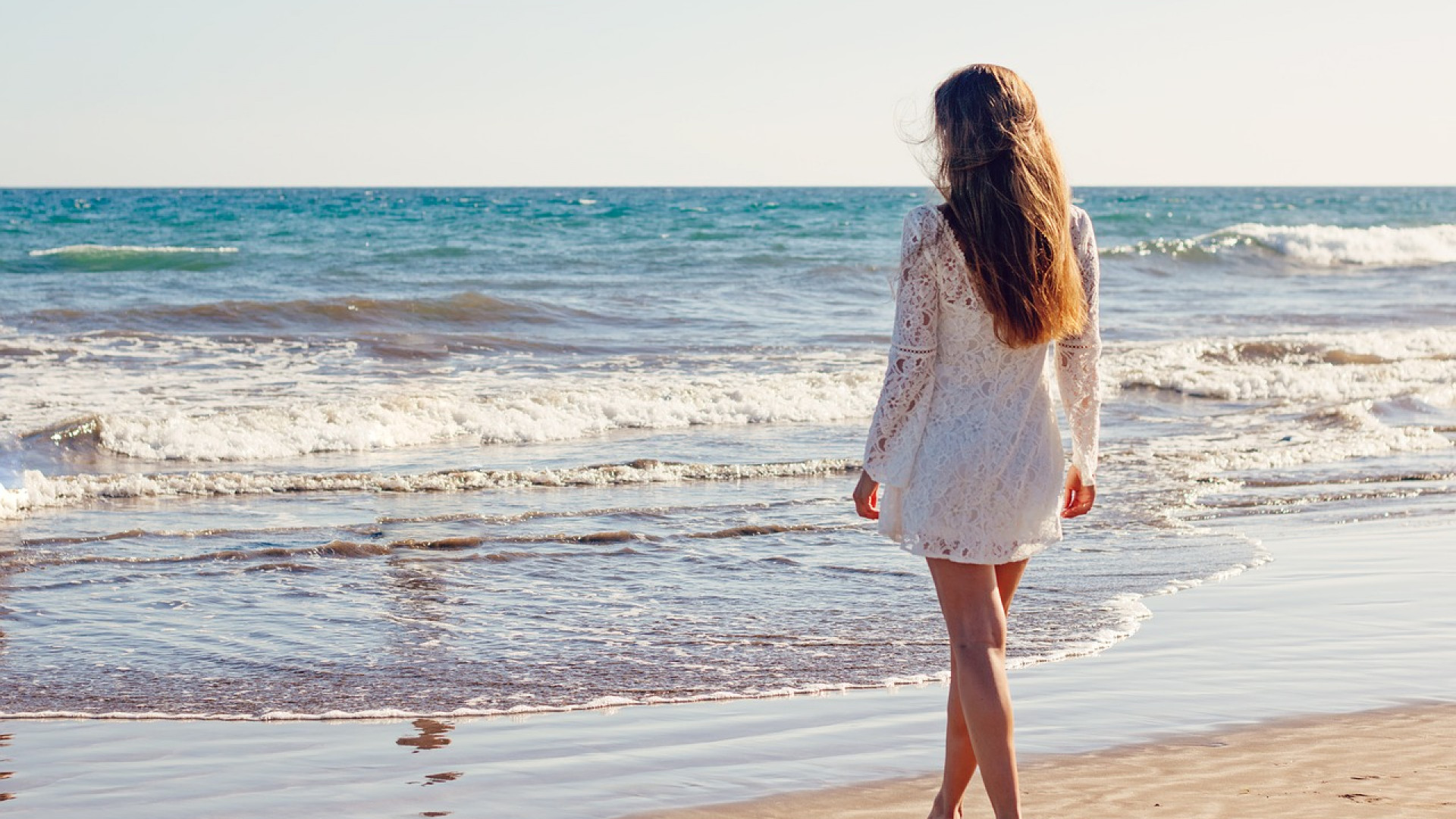 Comment choisir la robe de plage adaptée à votre silhouette ?